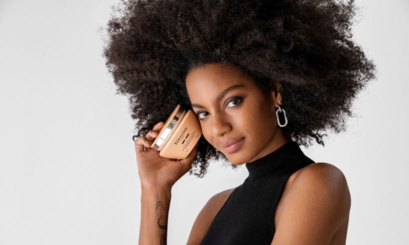 Ebonee Davis is using Kérastase Curl Manifesto range